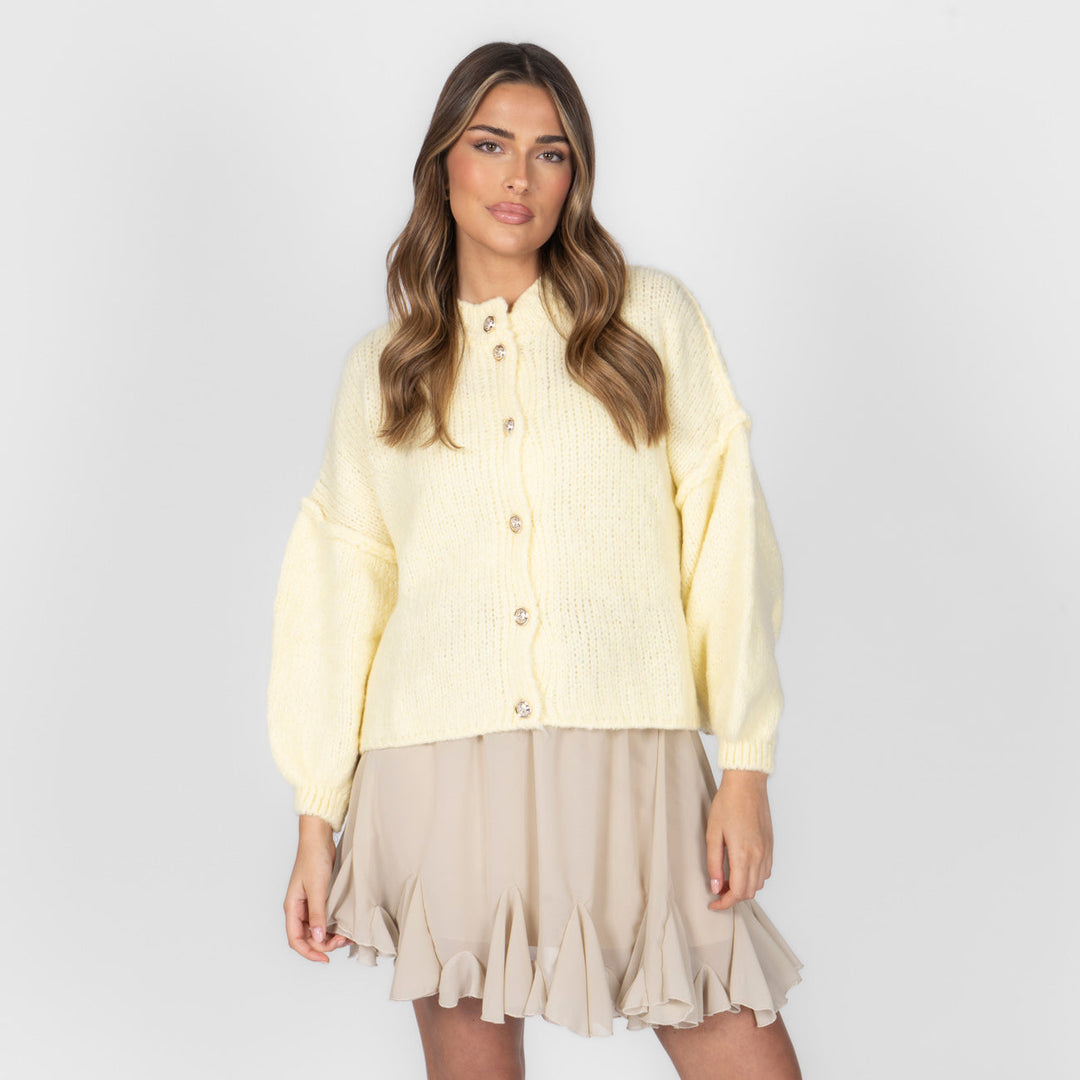 Krótki oversize’owy kardigan “CozyGlam”