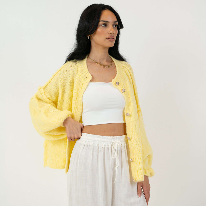 Krótki oversize’owy kardigan “CozyGlam”