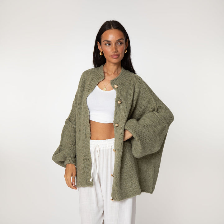 Kardigan oversize z kołnierzykiem “CozyGlam”