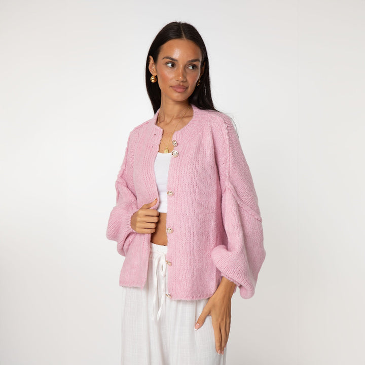 Krótki oversize’owy kardigan “CozyGlam”